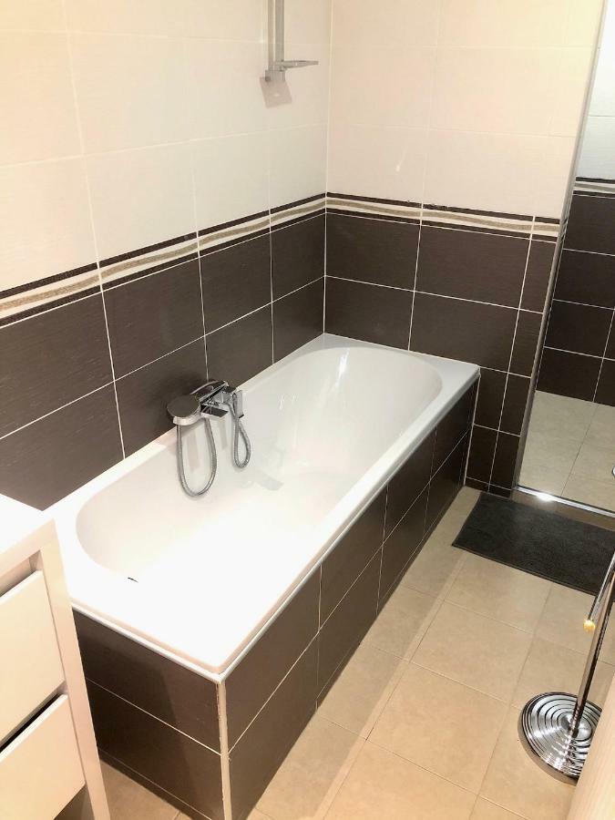 Gite 100M2, Jardin Prive, 3 Chambres A Mondelange Exterior foto